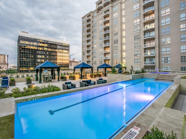 Photo 25 of 33 - 3225 Turtle Creek Blvd #1429, Dallas, TX 75219