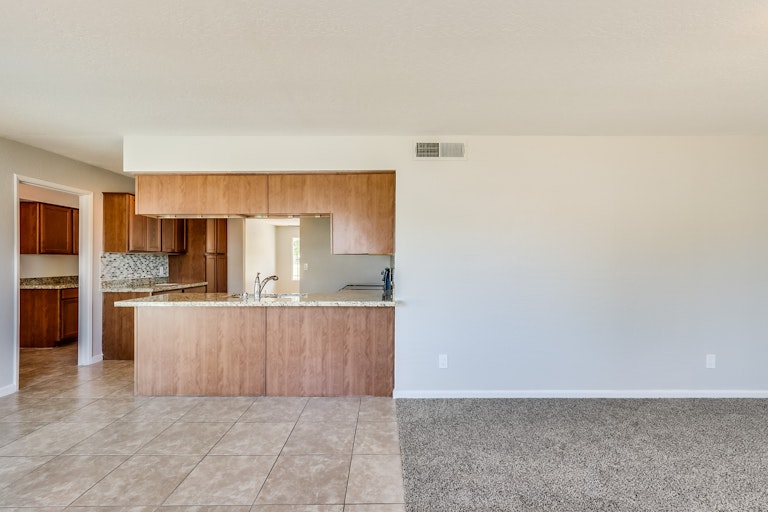 Photo 13 of 30 - 5916 S McKemy St, Tempe, AZ 85283