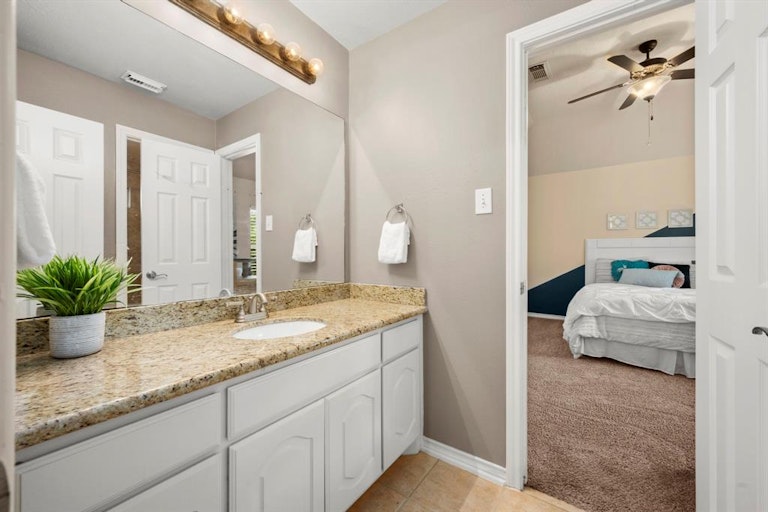 Photo 21 of 31 - 19119 Canyon Vista Ct, Tomball, TX 77377