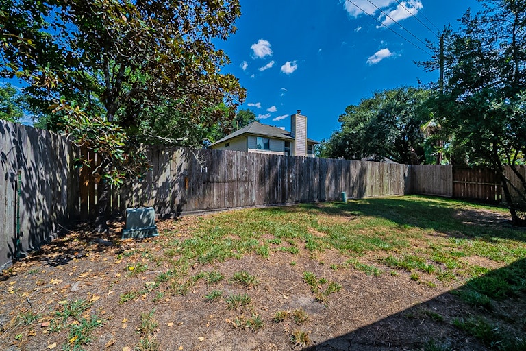 Photo 29 of 34 - 31118 Baker Lake Dr, Spring, TX 77386