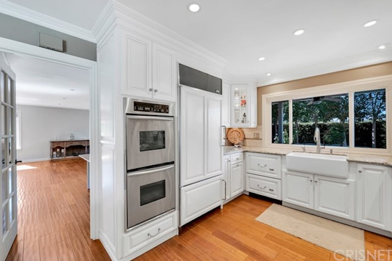 Photo 8 of 52 - 23644 Del Cerro Cir, Canoga Park, CA 91304