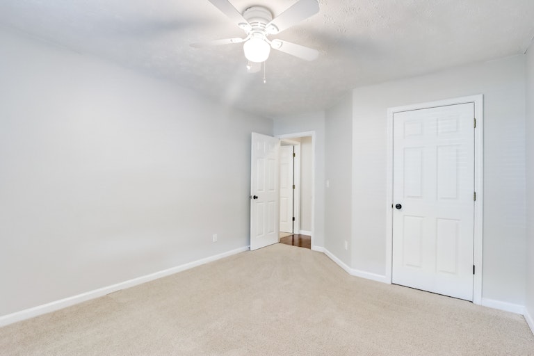 Photo 19 of 23 - 690 Paris Dr, Lawrenceville, GA 30043