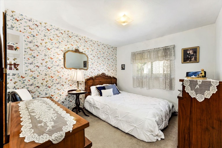 Photo 14 of 31 - 3359 Becerra Way, Sacramento, CA 95821