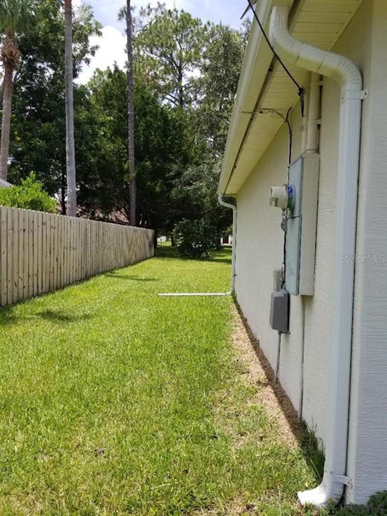 Photo 3 of 9 - 7 Brockton Ln, Palm Coast, FL 32137