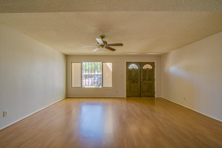 Photo 9 of 28 - 1729 W Citrus Way, Phoenix, AZ 85015