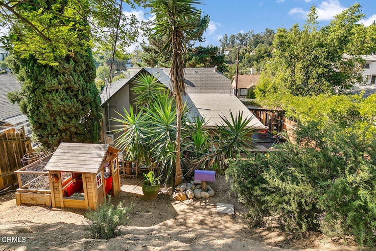 Photo 28 of 29 - 6214 Springvale Dr, Los Angeles, CA 90042