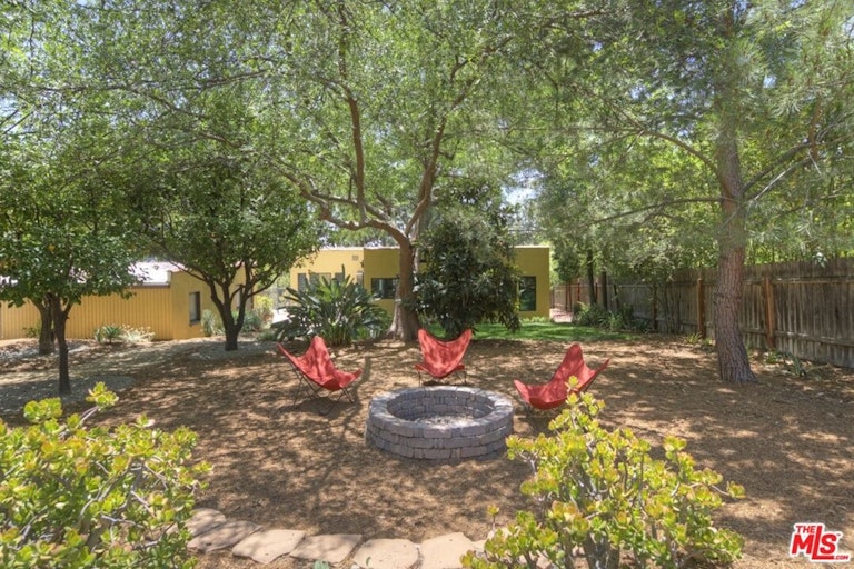 Photo 40 of 46 - 589 Athens St, Altadena, CA 91001