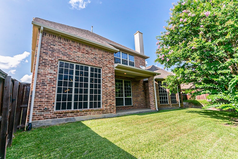 Photo 7 of 37 - 4712 Eddleman Dr, Fort Worth, TX 76244