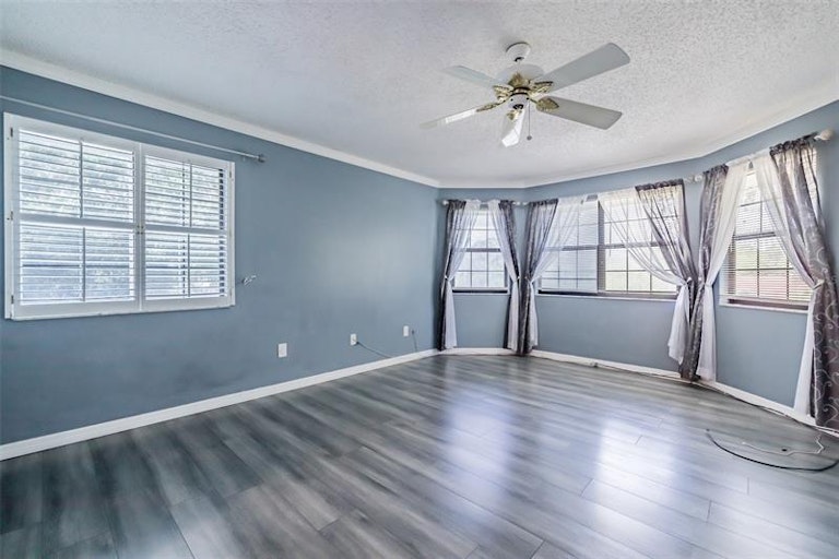 Photo 43 of 63 - 1208 5th St, Wimauma, FL 33598