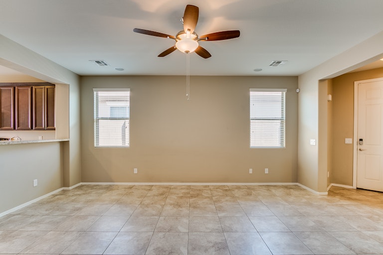 Photo 11 of 30 - 2614 W Gaby Rd, Phoenix, AZ 85041