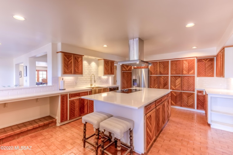 Photo 18 of 50 - 4520 N Flecha Dr, Tucson, AZ 85718