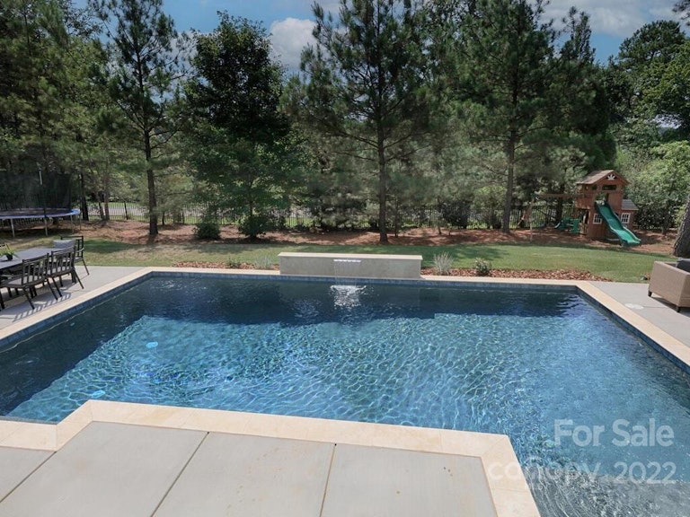 Photo 38 of 48 - 353 Bayberry Creek Cir, Mooresville, NC 28117