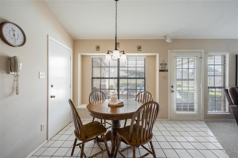 Photo 10 of 24 - 3610 Willowood Dr, Garland, TX 75040