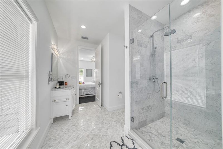 Photo 37 of 52 - 423 Arbor Cir, Kissimmee, FL 34747