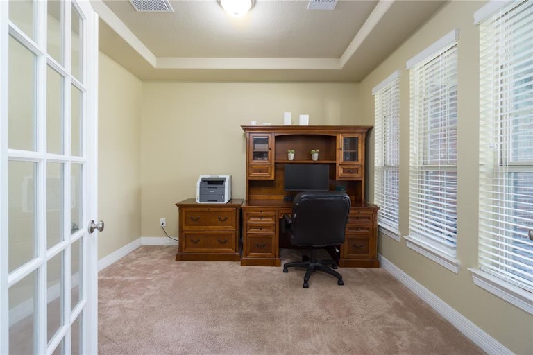 Photo 5 of 33 - 4825 Terrassa Ln, League City, TX 77573