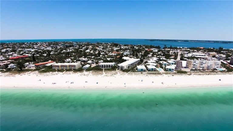 Photo 22 of 25 - 4307 Gulf Dr #107, Holmes Beach, FL 34217