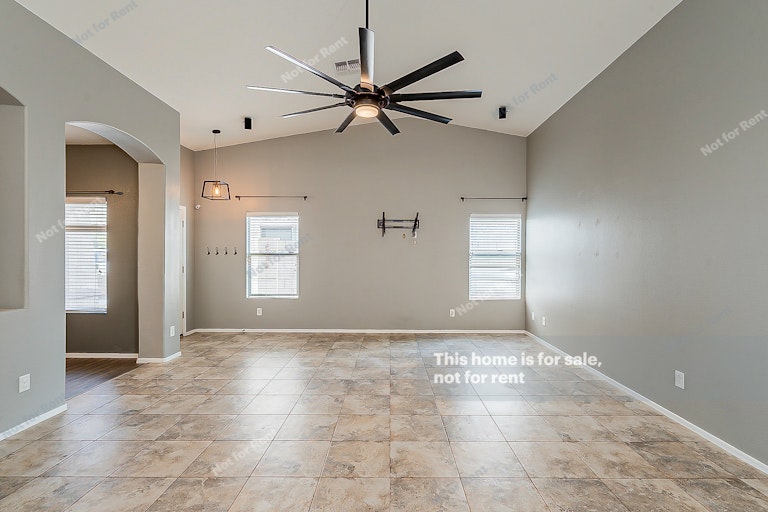 Photo 5 of 28 - 14521 N 145th Dr, Surprise, AZ 85379
