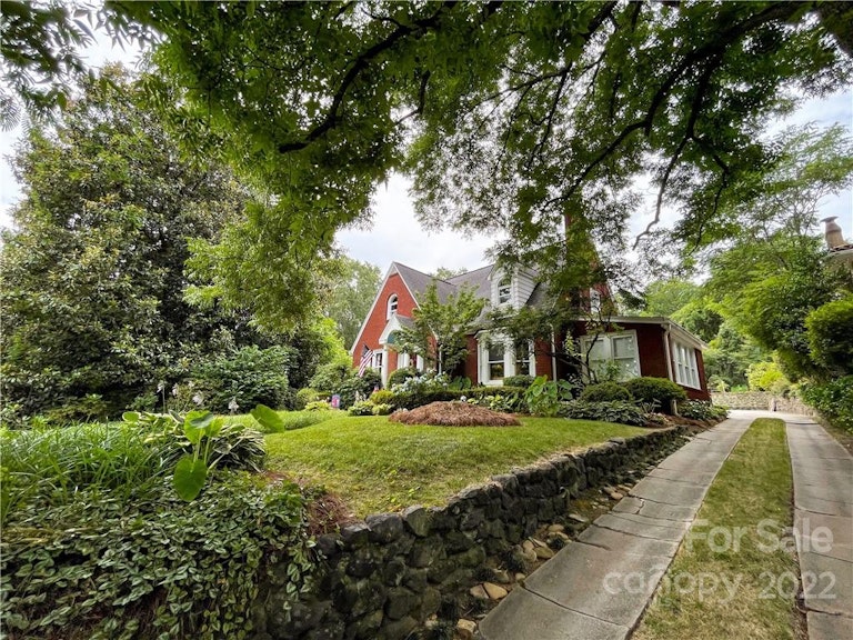 Photo 4 of 44 - 104 Washington Ln SE, Concord, NC 28025