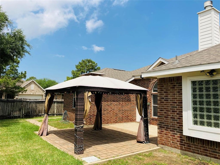 Photo 15 of 15 - 18215 Linden Forest Ln, Katy, TX 77449