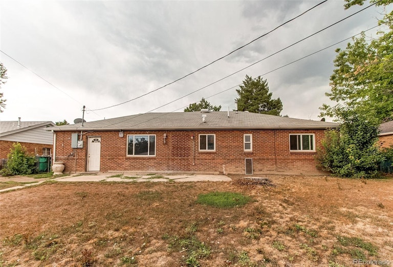 Photo 23 of 25 - 840 Tucson St, Aurora, CO 80011