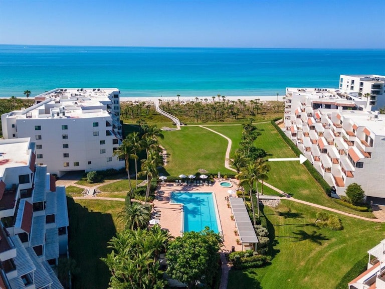 Photo 38 of 39 - 1485 Gulf Of Mexico Dr #103, Longboat Key, FL 34228