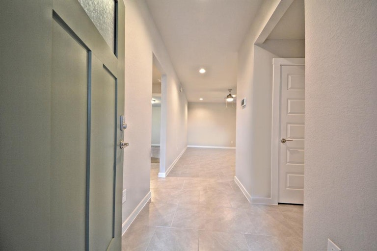 Photo 4 of 25 - 6919 Telford Hollow Trl, Richmond, TX 77407