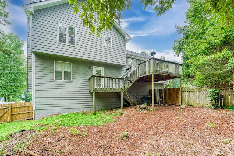 Photo 24 of 27 - 2001 Buckley Trl, Snellville, GA 30078