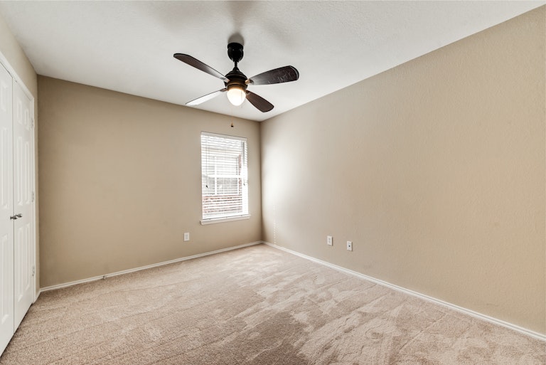 Photo 20 of 24 - 305 Mystic River Trl, Fort Worth, TX 76131