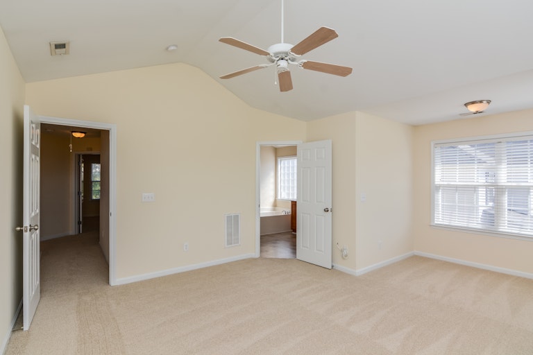Photo 12 of 25 - 2913 Carriage Meadows Dr, Wake Forest, NC 27587