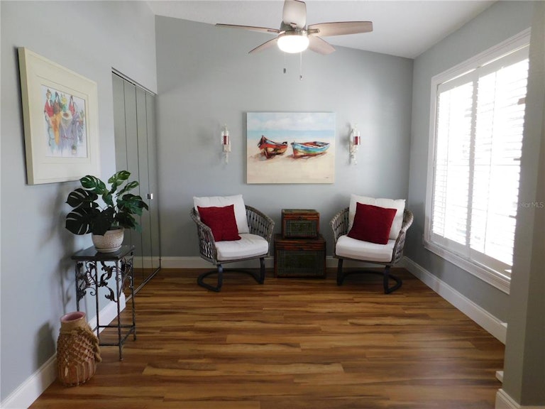 Photo 4 of 18 - 4006 34th Ave W #80, Bradenton, FL 34205