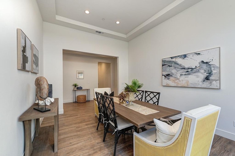 Photo 12 of 44 - 4081 McKay Pl, El Dorado Hills, CA 95762