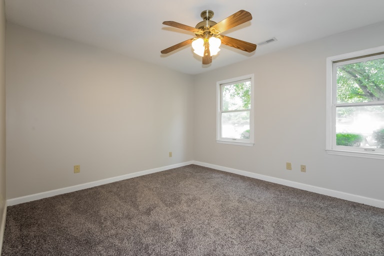 Photo 18 of 25 - 3381 Tarleton E, Durham, NC 27713