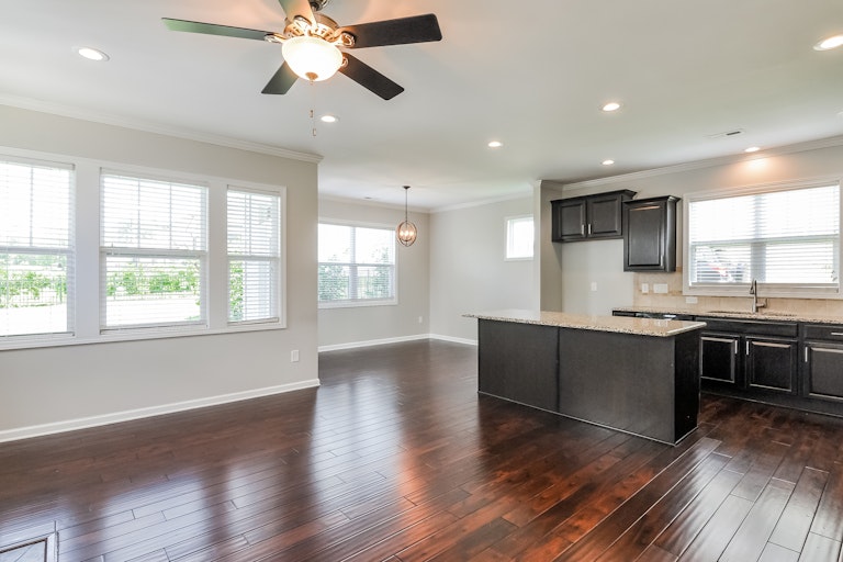 Photo 7 of 25 - 24 Plum Ln, Clayton, NC 27527