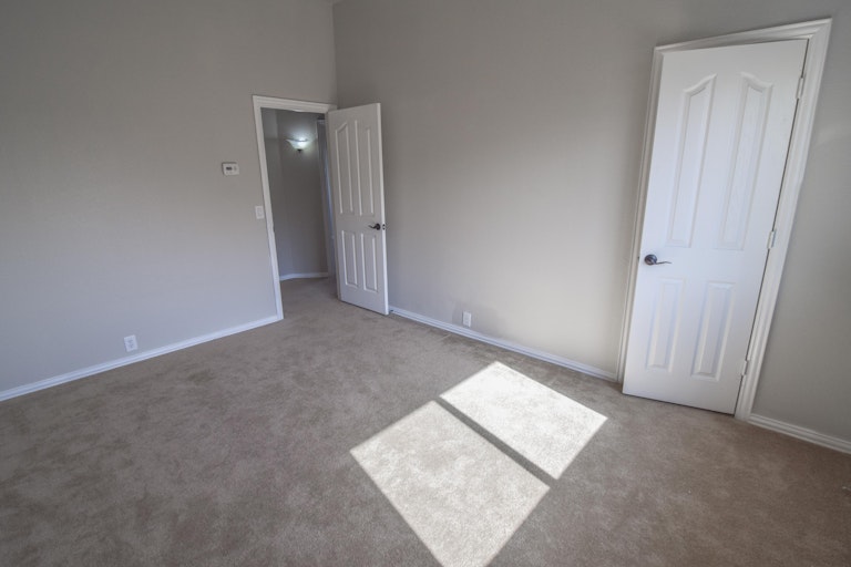 Photo 27 of 36 - 2732 Pine Trail Dr, Little Elm, TX 75068