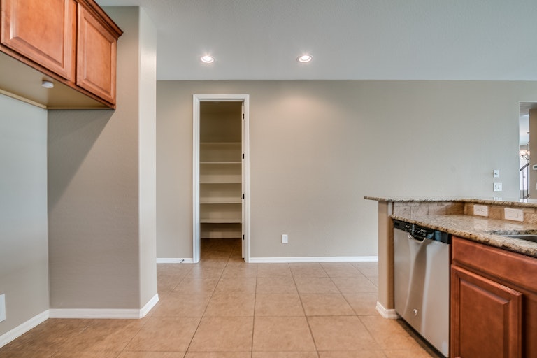 Photo 11 of 43 - 5711 S Parkcrest St, Gilbert, AZ 85298