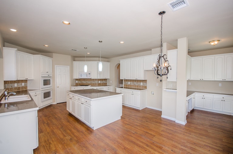 Photo 2 of 43 - 9714 Pinehurst Dr, Rowlett, TX 75089