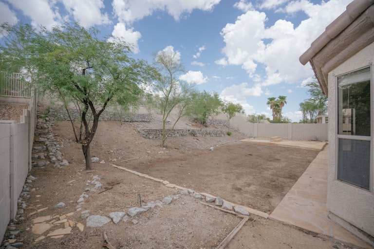 Photo 6 of 29 - 17744 W Summit Dr, Goodyear, AZ 85338