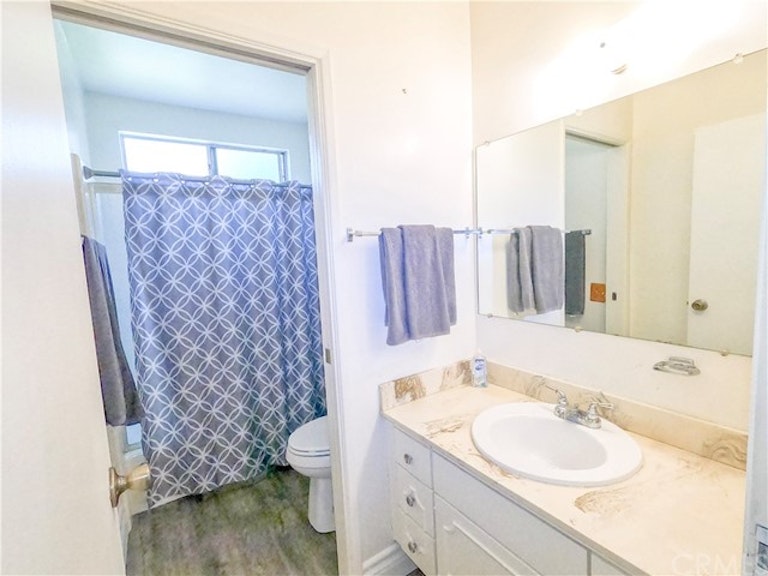 Photo 25 of 32 - 1900 W Glenoaks Ave Unit C, Anaheim, CA 92801