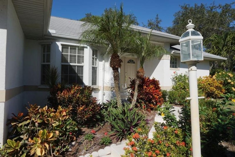 Photo 18 of 25 - 1484 Queen Rd, Venice, FL 34293