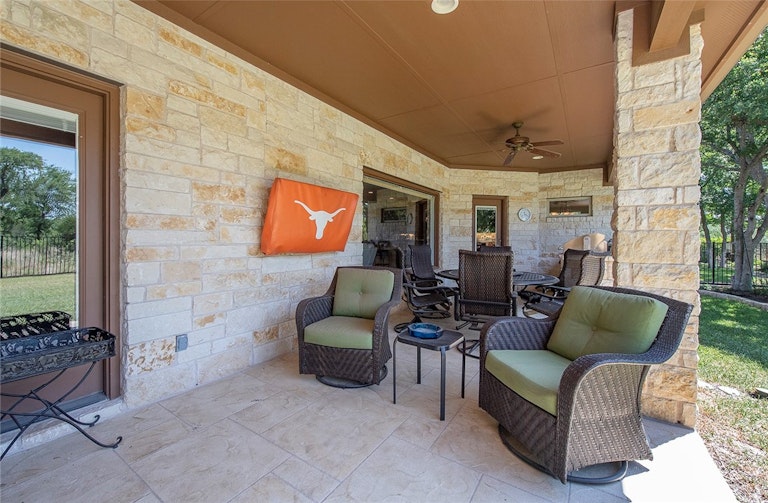 Photo 16 of 16 - 608 Caprock Canyon Trl, Georgetown, TX 78633