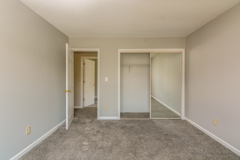 Photo 15 of 21 - 9208 Sayornis Ct, Raleigh, NC 27615