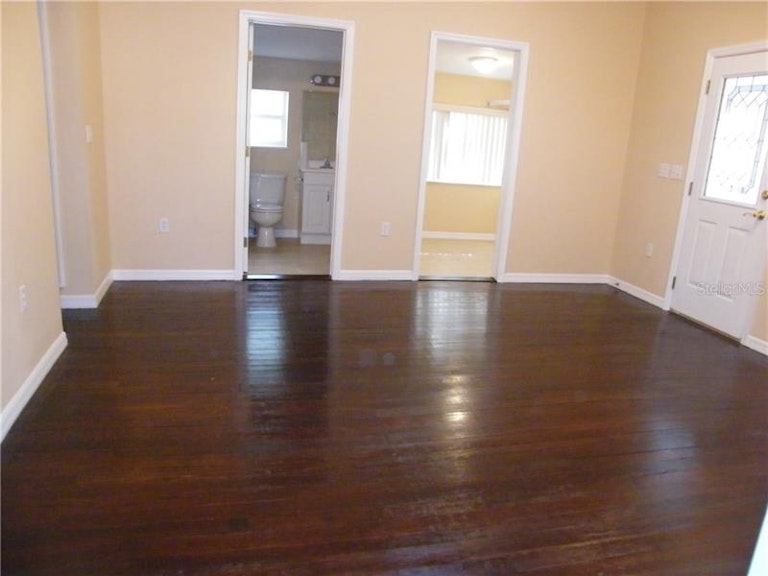 Photo 11 of 25 - 1013 Delaware Ave, Saint Cloud, FL 34769