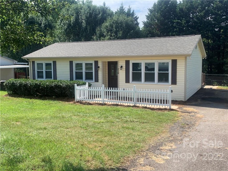 Photo 13 of 16 - 408 Millsaps Rd, Statesville, NC 28625