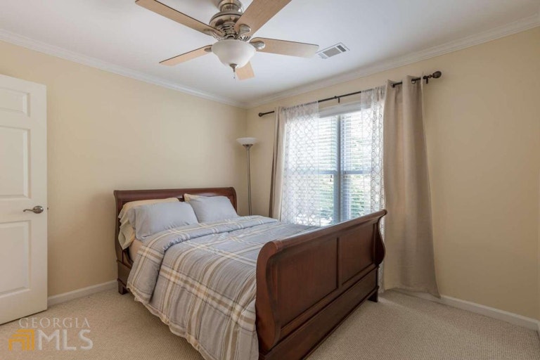 Photo 33 of 72 - 3535 Fairgreen Ct, Douglasville, GA 30135