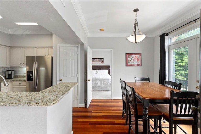 Photo 10 of 25 - 3777 Peachtree Rd NE #432, Brookhaven, GA 30319