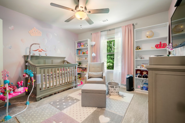 Photo 17 of 28 - 5729 Westin Cir, Flowery Branch, GA 30542