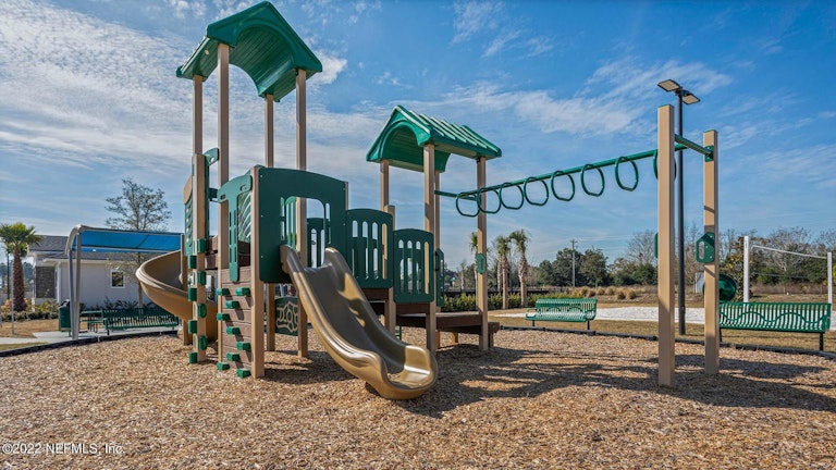 Photo 10 of 23 - 3303 Lawton Pl, Green Cove Springs, FL 32043