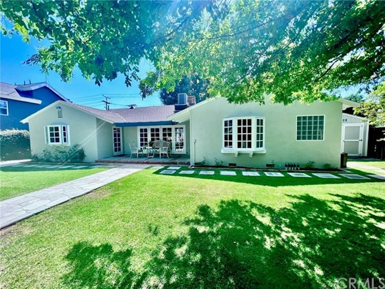 Photo 24 of 35 - 6726 La Presa Dr, San Gabriel, CA 91775