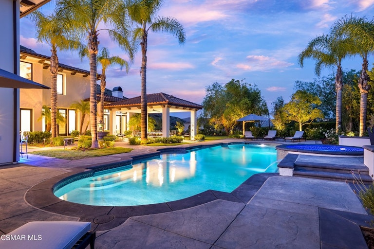 Photo 67 of 77 - 29462 Malibu View Ct, Agoura Hills, CA 91301