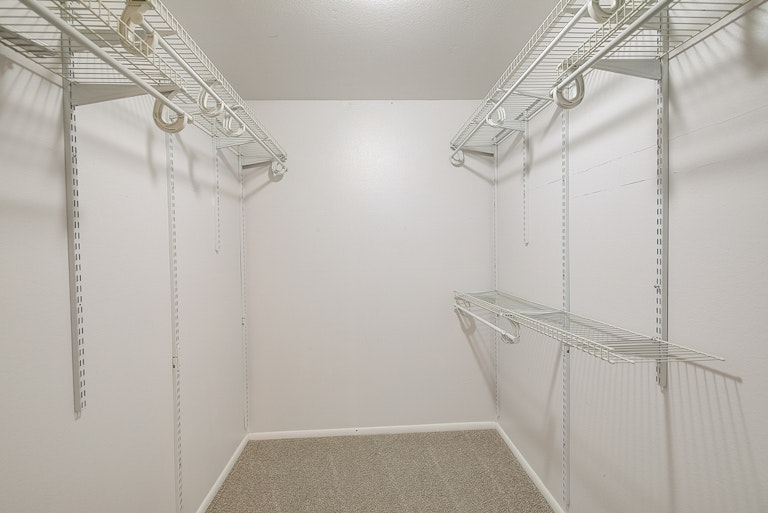 Photo 17 of 25 - 638 S Youngfield Ct, Lakewood, CO 80228